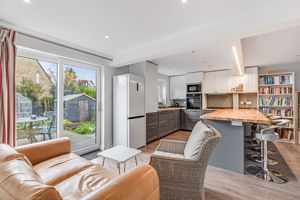 Photo 15- click for photo gallery